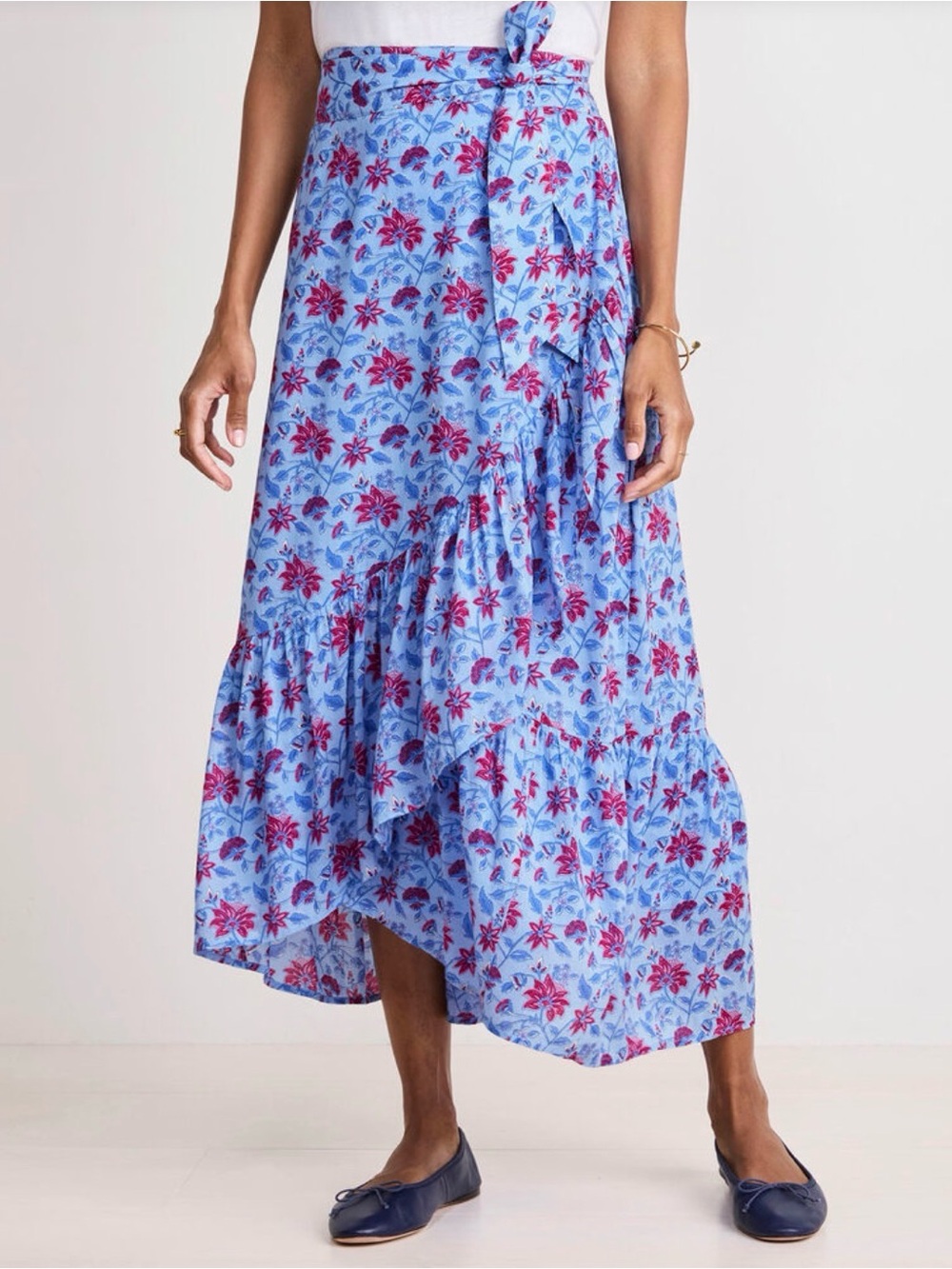 Vineyard Vines Mila Wrap Skirt in Floral Serenity Blue